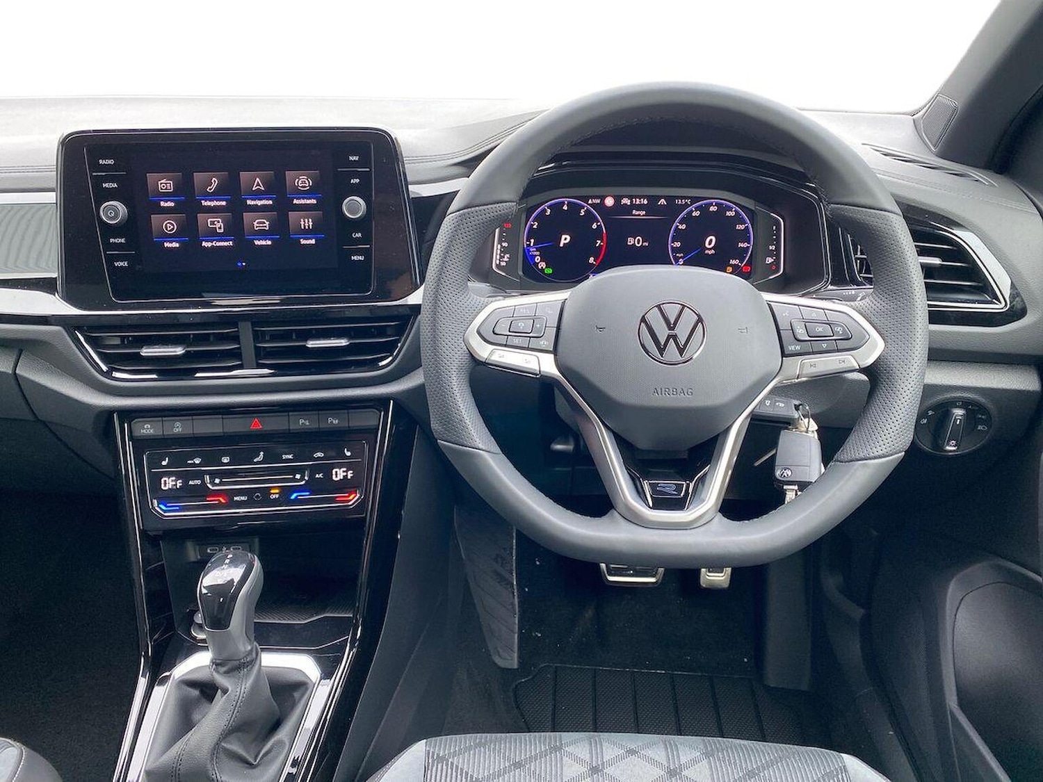 Used Volkswagen T-Roc 2025 for sale - 76450573: Photo 9