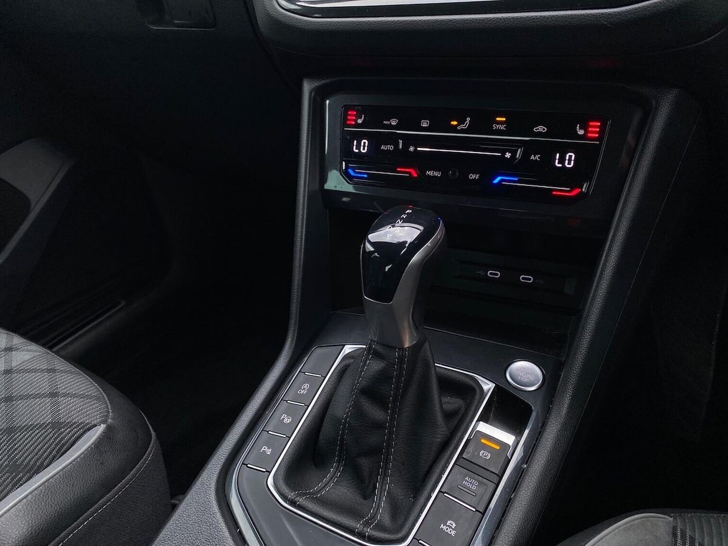 Used Volkswagen Tiguan 2021 for sale - 76905070: Photo 14