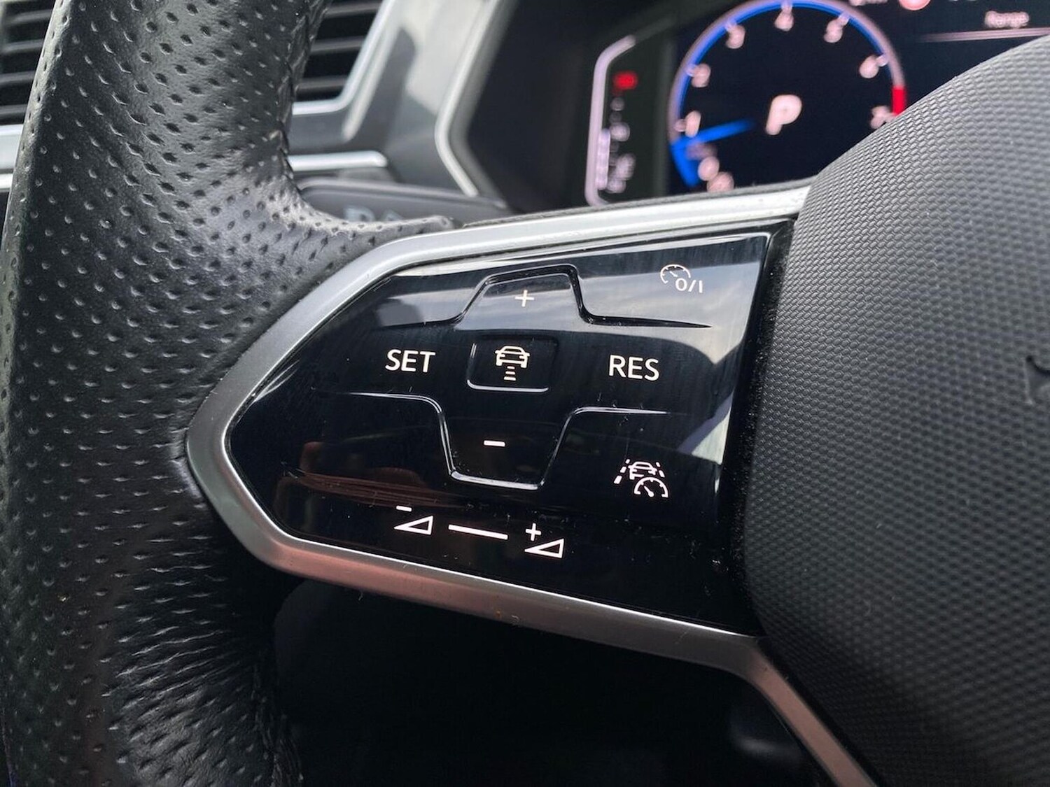 Used Volkswagen Tiguan 2021 for sale - 76905070: Photo 27