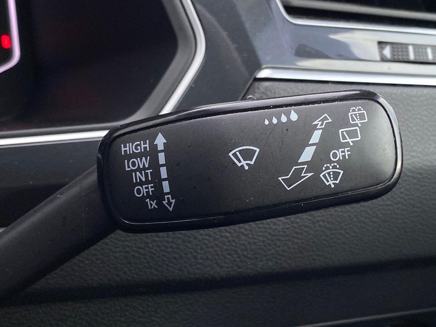 Used Volkswagen Tiguan 2021 for sale - 76905070: Photo 28