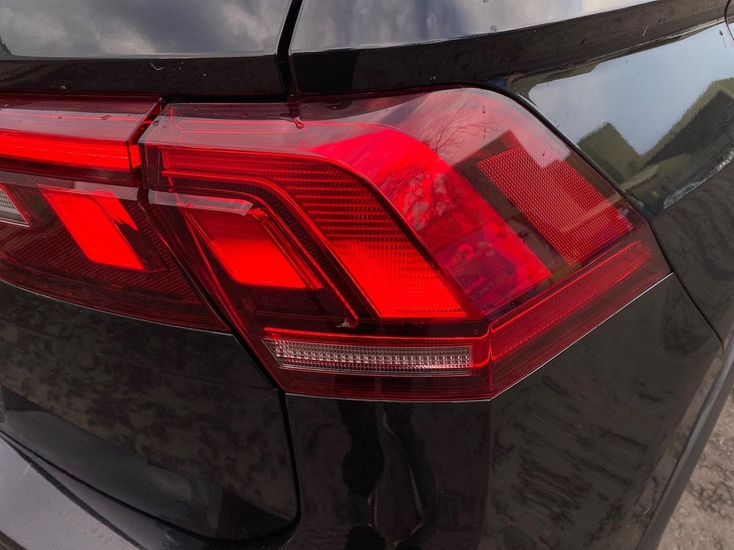 Used Volkswagen Tiguan 2021 for sale - 76905070: Photo 35