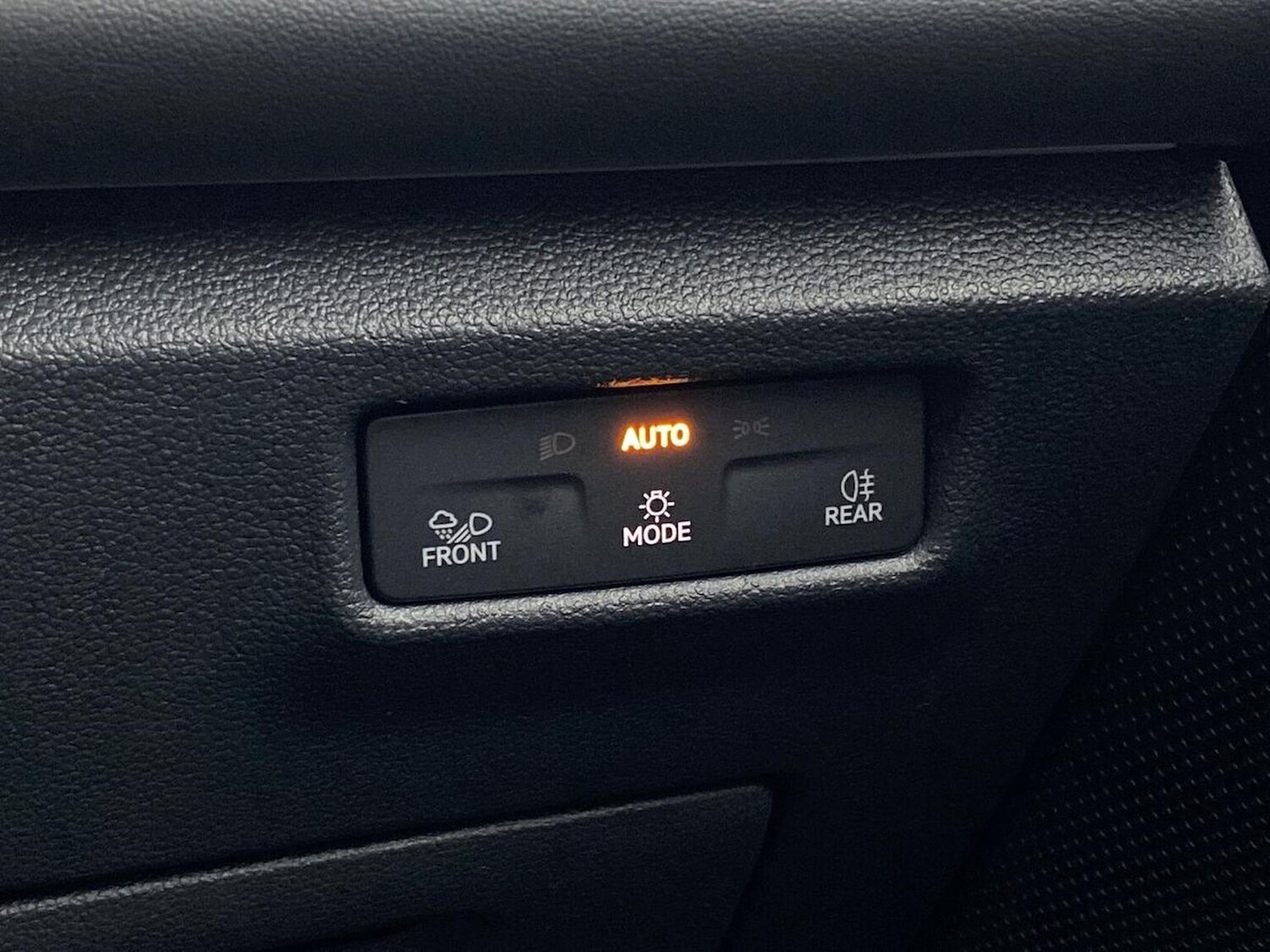 Used Volkswagen Touran 2026 for sale - 77896247: Photo 21