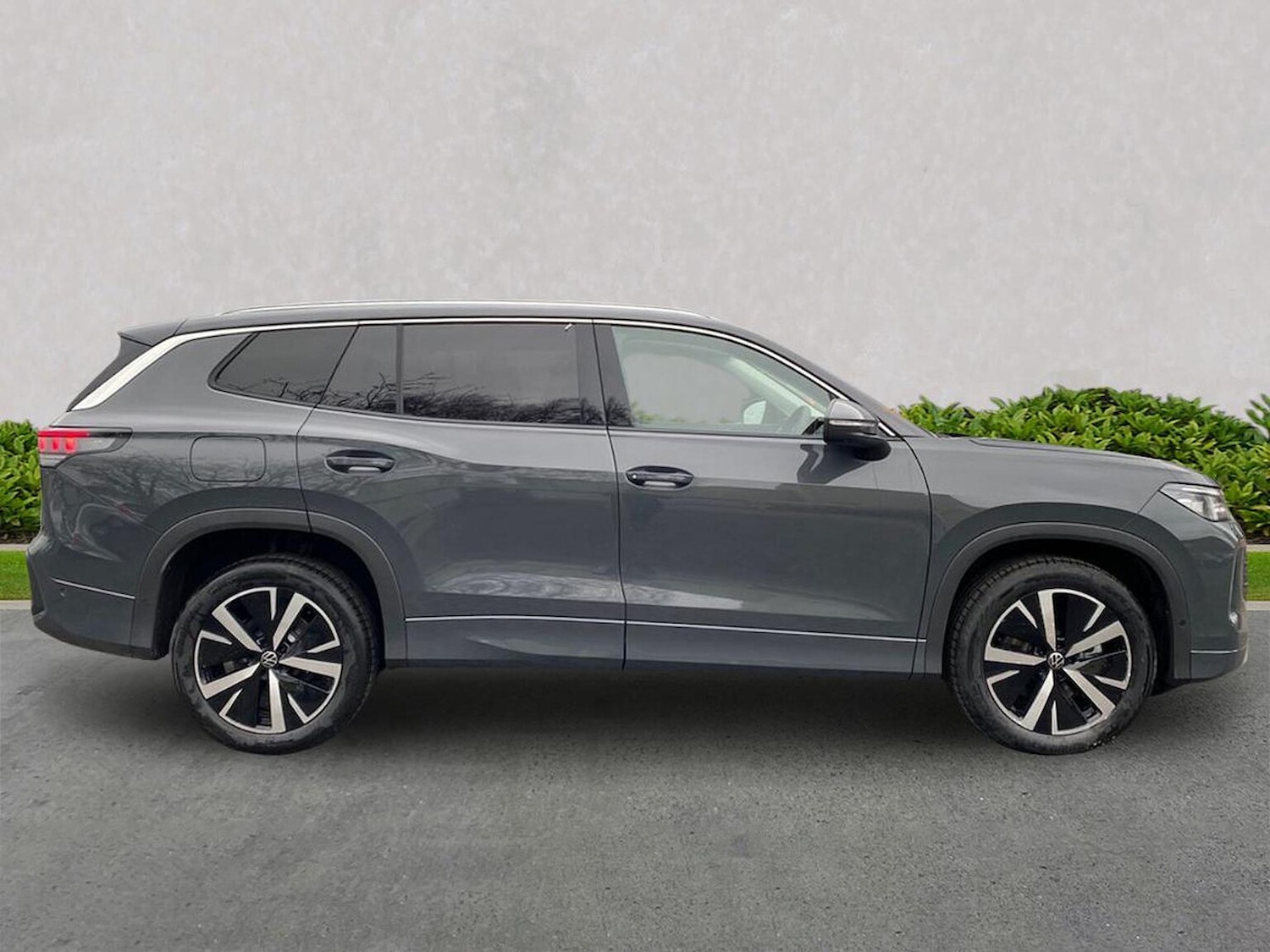 Used Volkswagen Touran 2026 for sale - 77896247: Photo 3