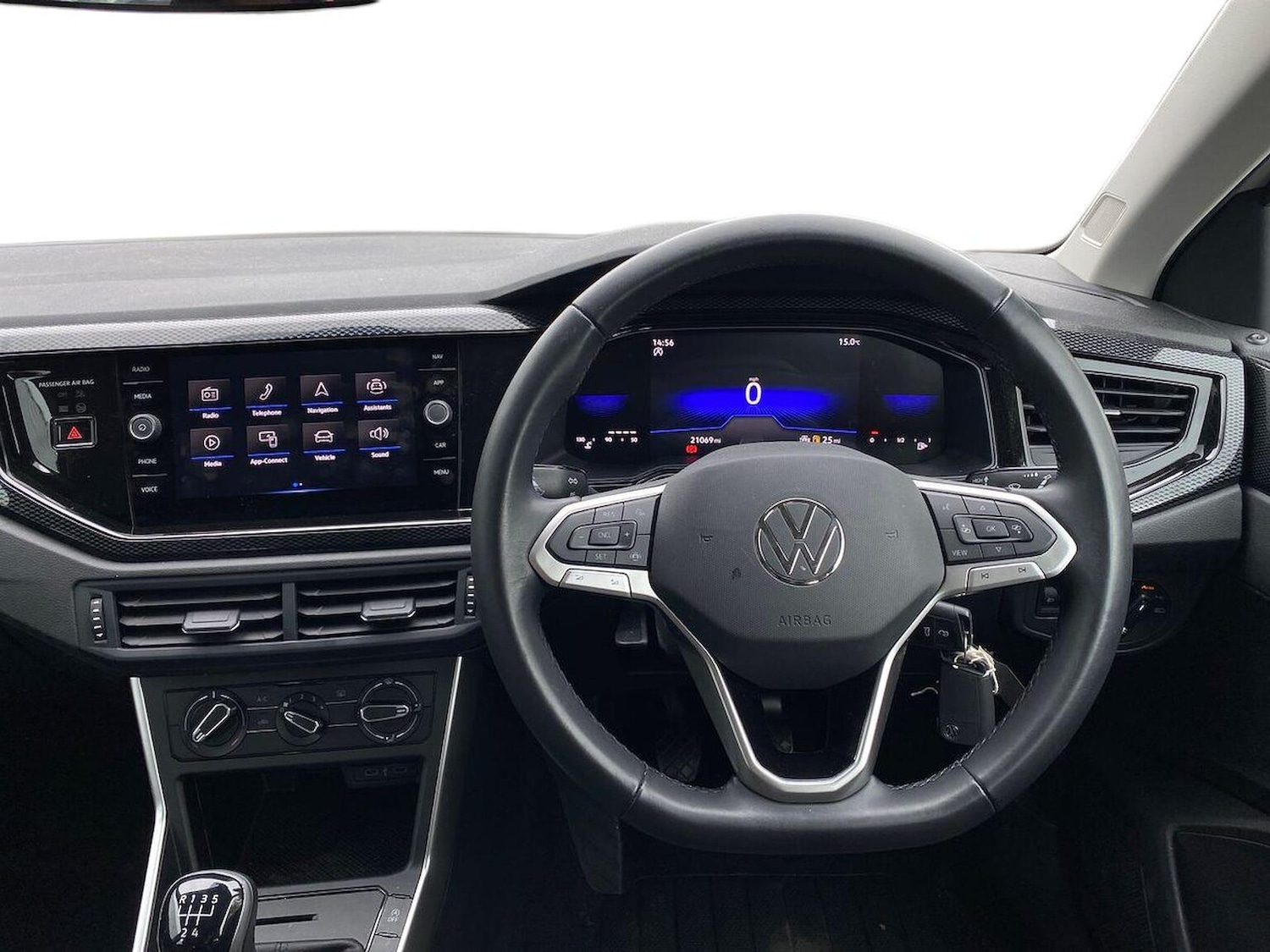 Used Volkswagen Polo 2023 for sale - 76504965: Photo 9