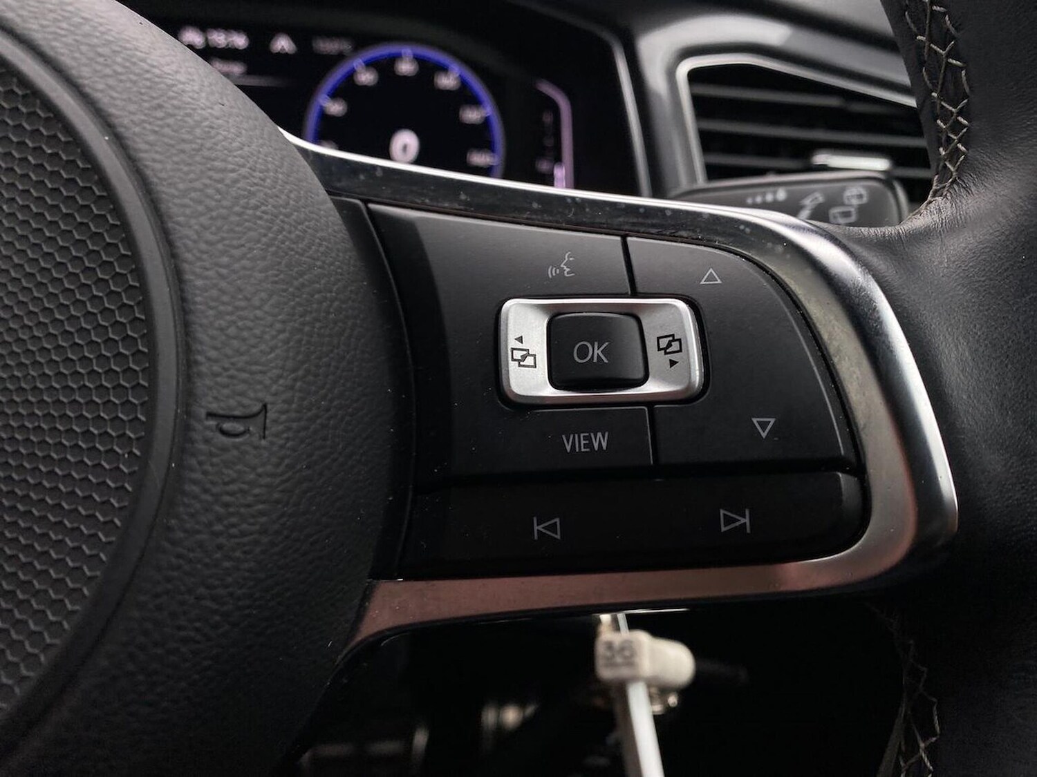 Used Volkswagen T-Roc 2021 for sale - 76455313: Photo 27