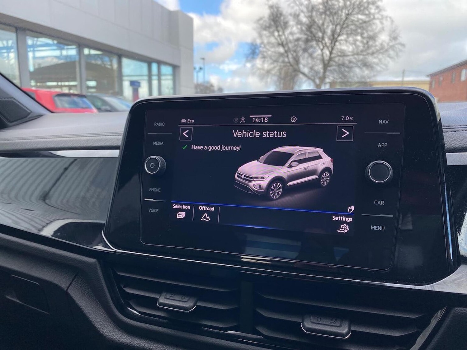 Used Volkswagen T-Roc 2023 for sale - 78131818: Photo 24