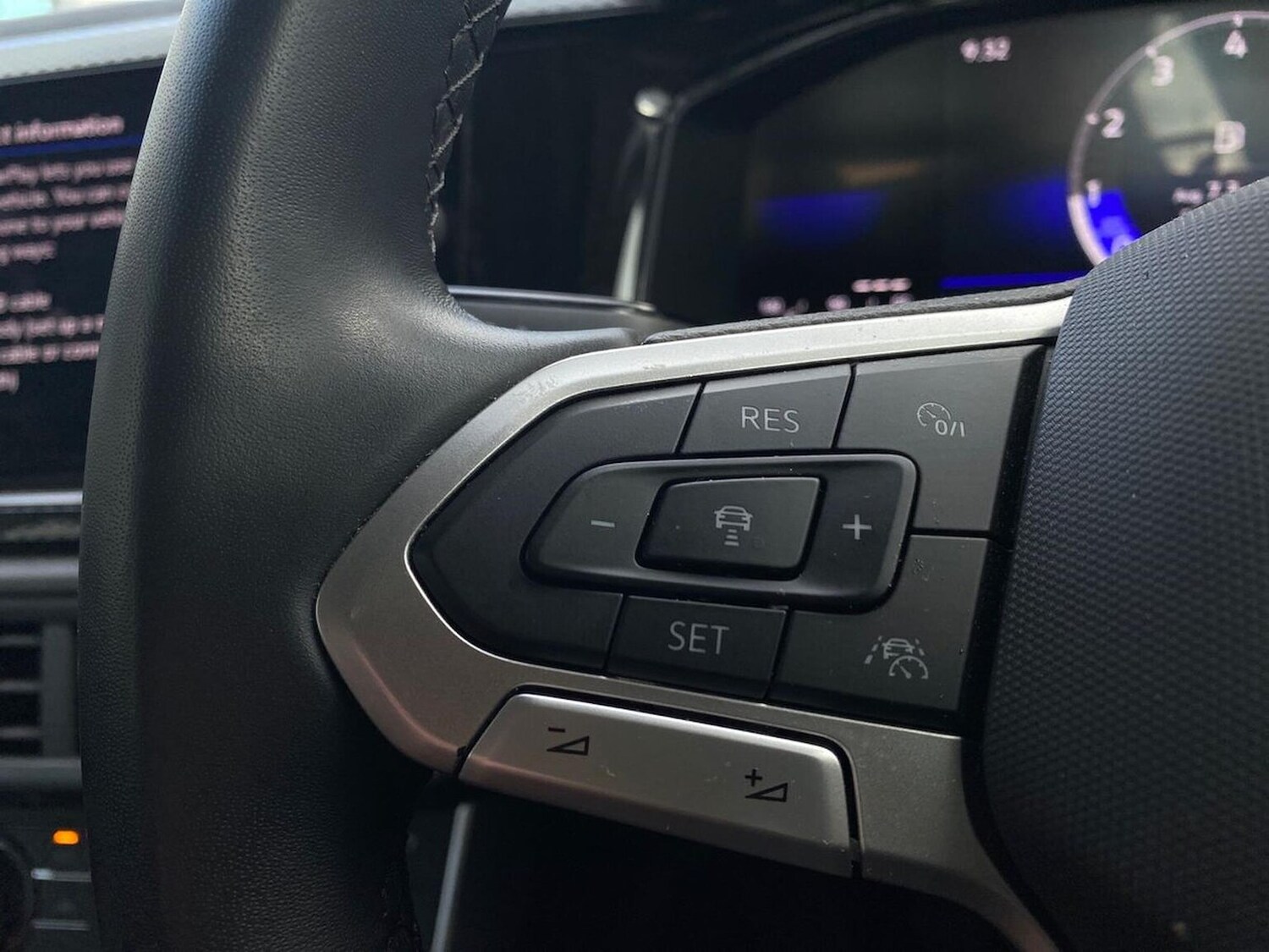 Used Volkswagen Polo 2024 for sale - 78194258: Photo 24