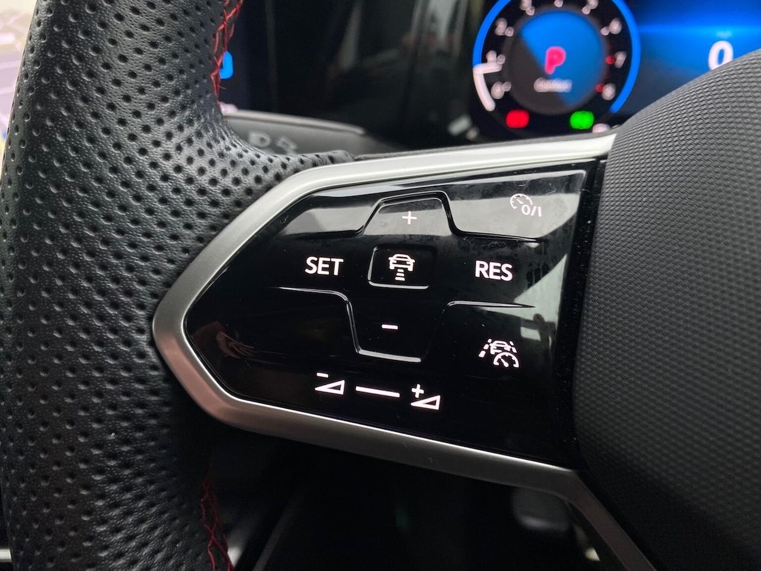 Used Volkswagen Golf 2023 for sale - 76504967: Photo 26