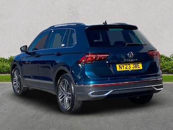 Used Volkswagen Tiguan 2023 for sale - 76064443: Photo 2