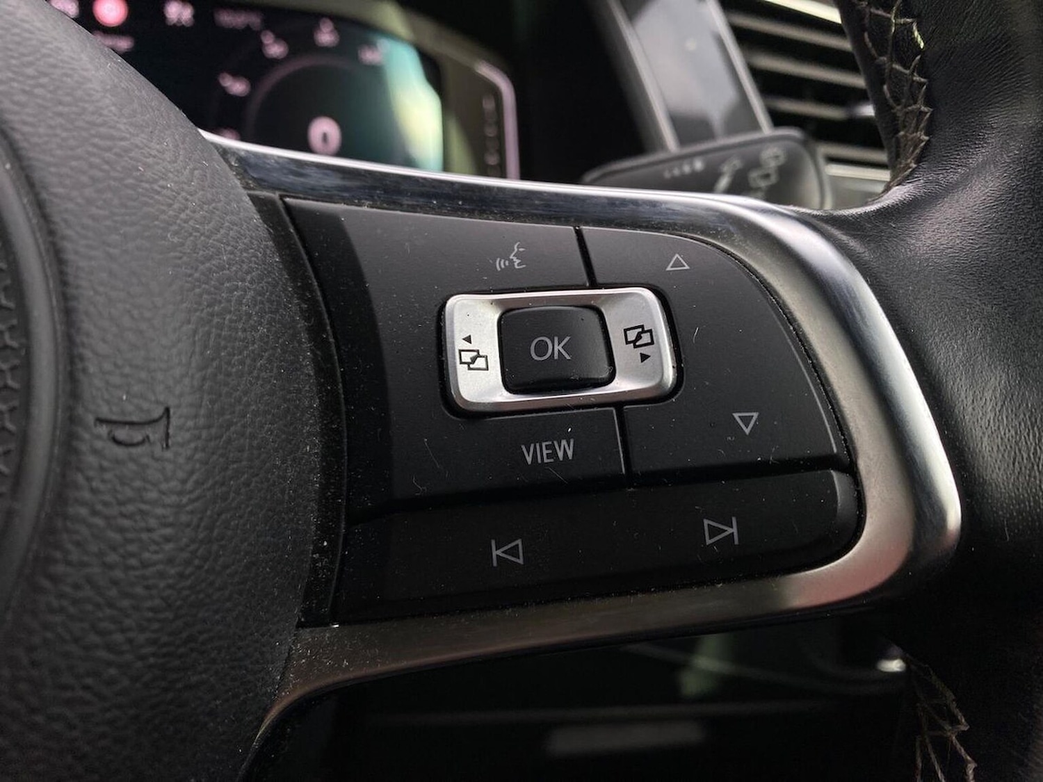 Used Volkswagen Tiguan 2020 for sale - 76906281: Photo 23