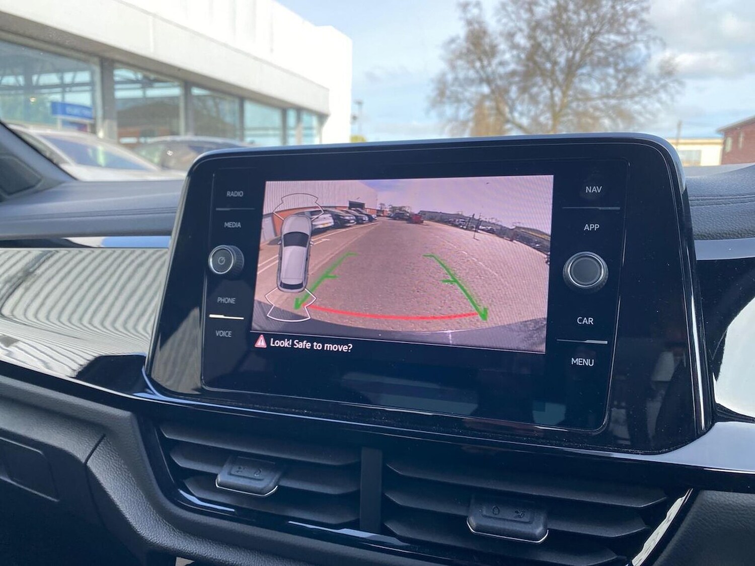 Used Volkswagen T-Roc 2023 for sale - 78194256: Photo 22