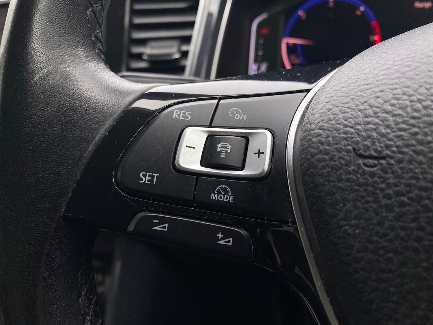 Used Volkswagen T-Roc 2018 for sale - 78195807: Photo 26