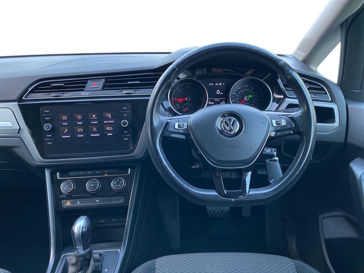 Used Volkswagen Touran 2018 for sale - 76911238: Photo 10