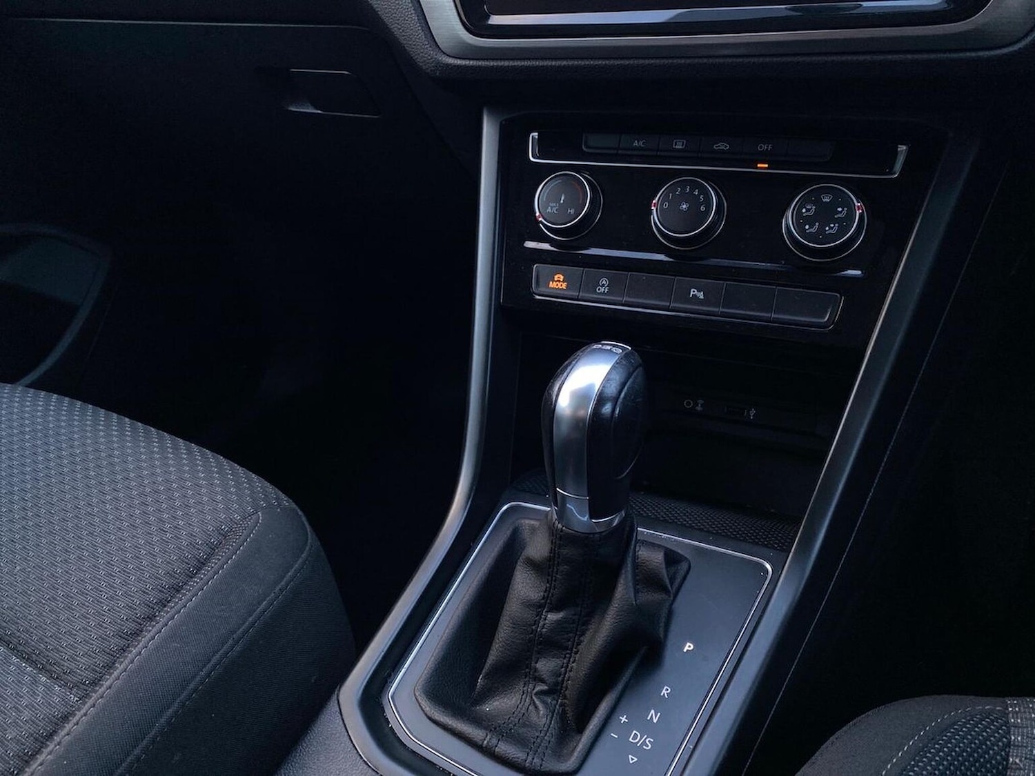 Used Volkswagen Touran 2018 for sale - 76911238: Photo 14