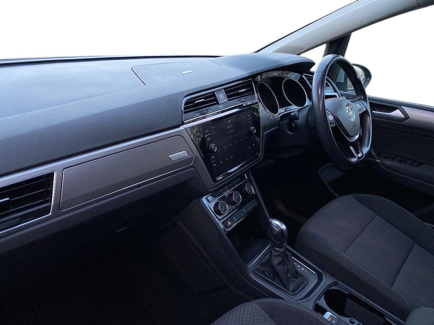 Used Volkswagen Touran 2018 for sale - 76911238: Photo 8