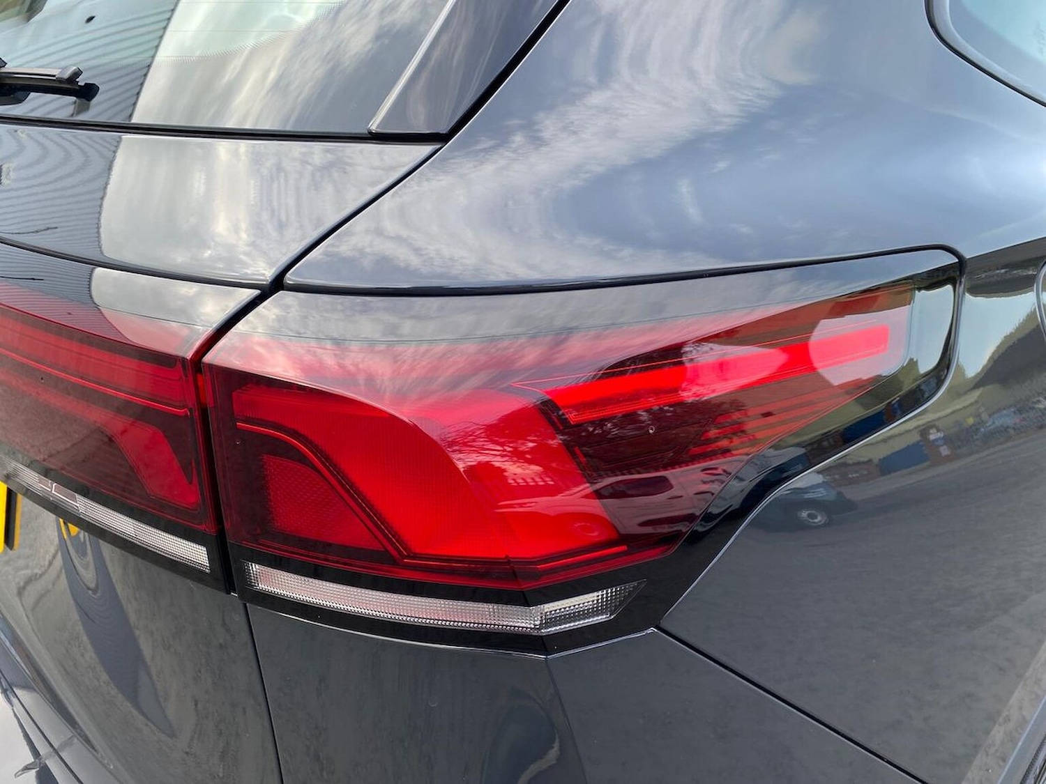 Used Volkswagen Tiguan 2024 for sale - 76407401: Photo 34