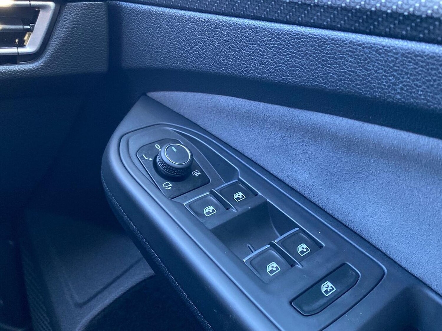 Used Volkswagen Golf 2024 for sale - 76531407: Photo 22