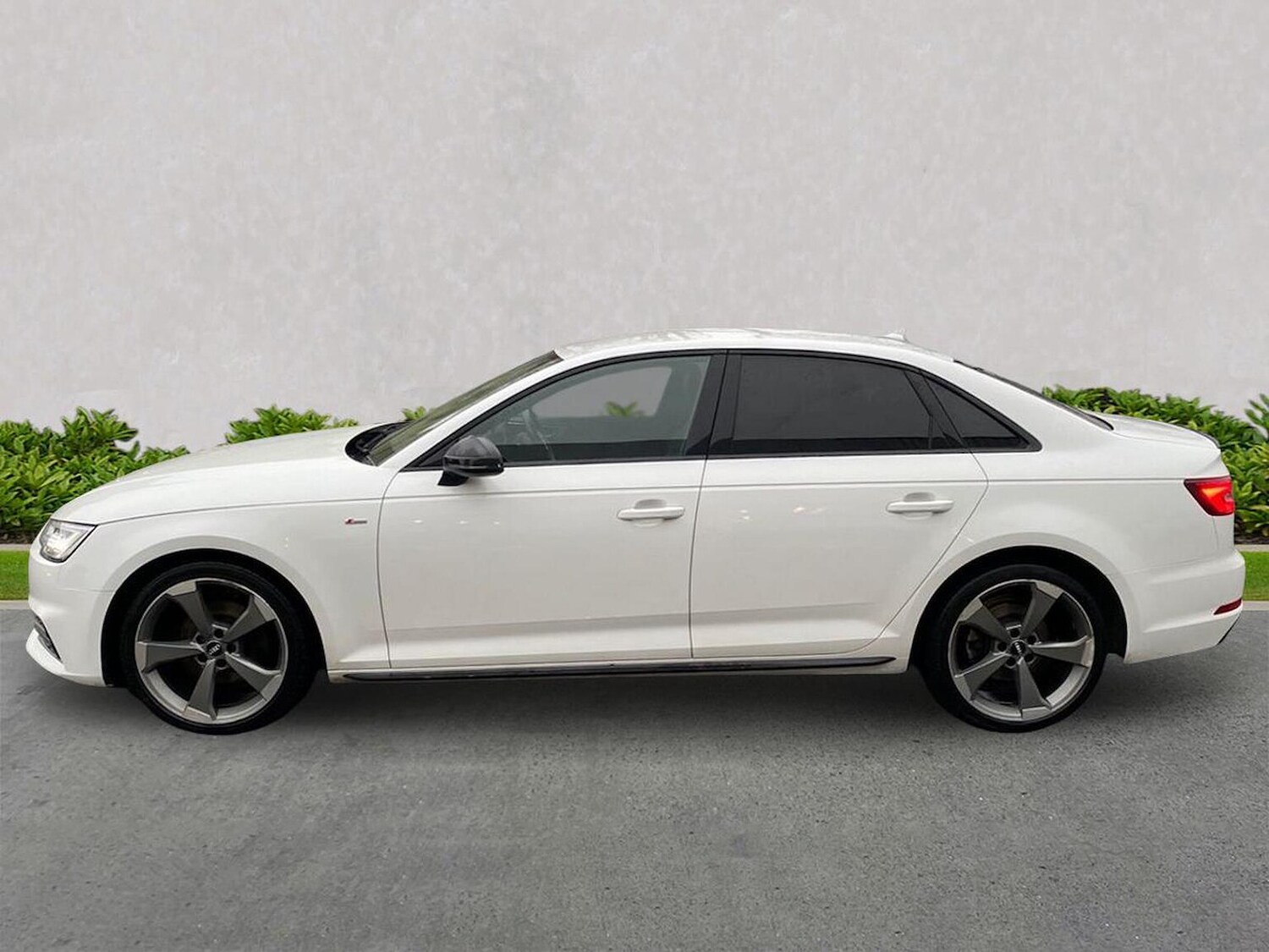 Used Audi A4 2018 for sale - 77932918: Photo 19