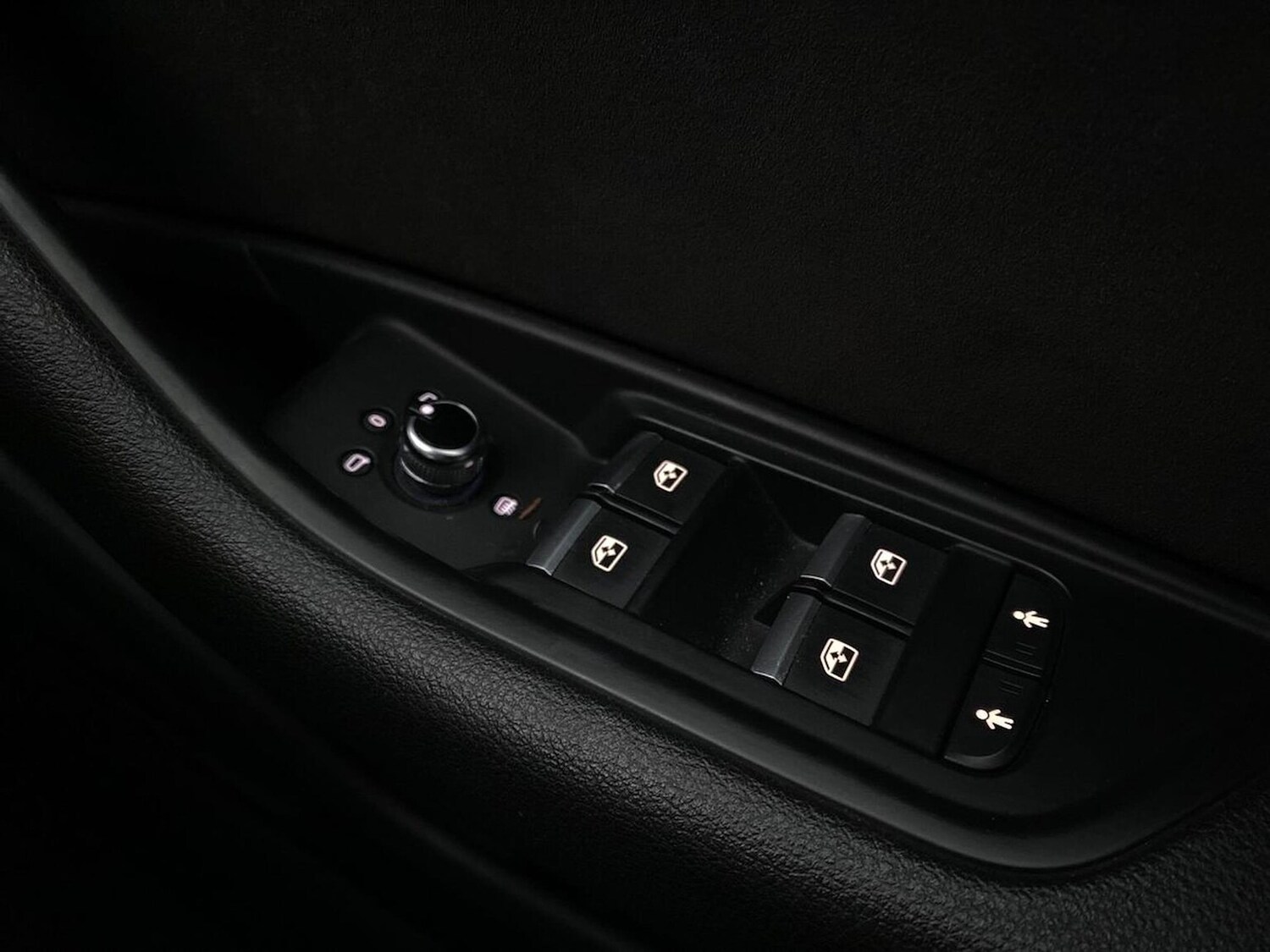 Used Audi A4 2018 for sale - 77932918: Photo 21