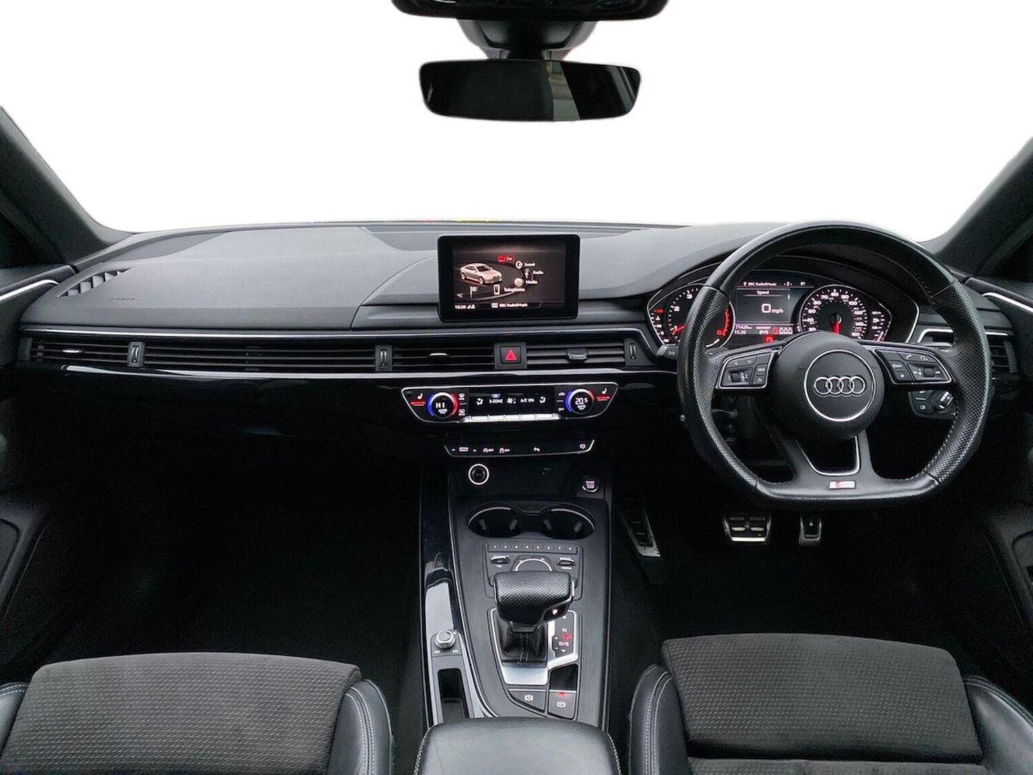 Used Audi A4 2018 for sale - 77932918: Photo 8