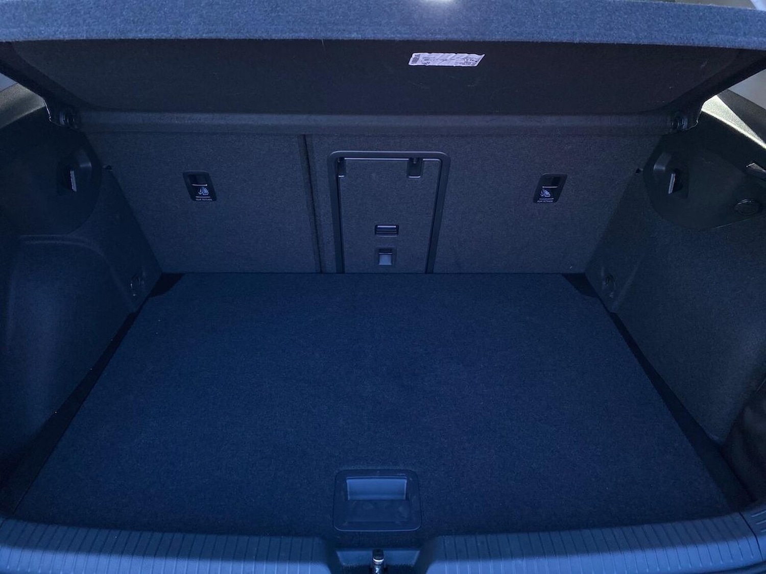 Used Volkswagen Golf 2024 for sale - 76893265: Photo 17