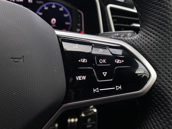 Used Volkswagen T-Roc 2023 for sale - 76207449: Photo 23