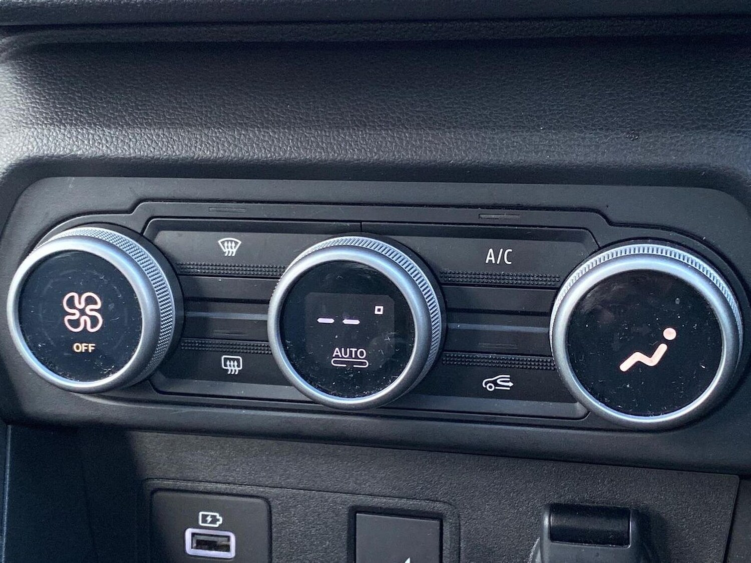 Used Dacia Sandero Stepway 2023 for sale - 76407398: Photo 12