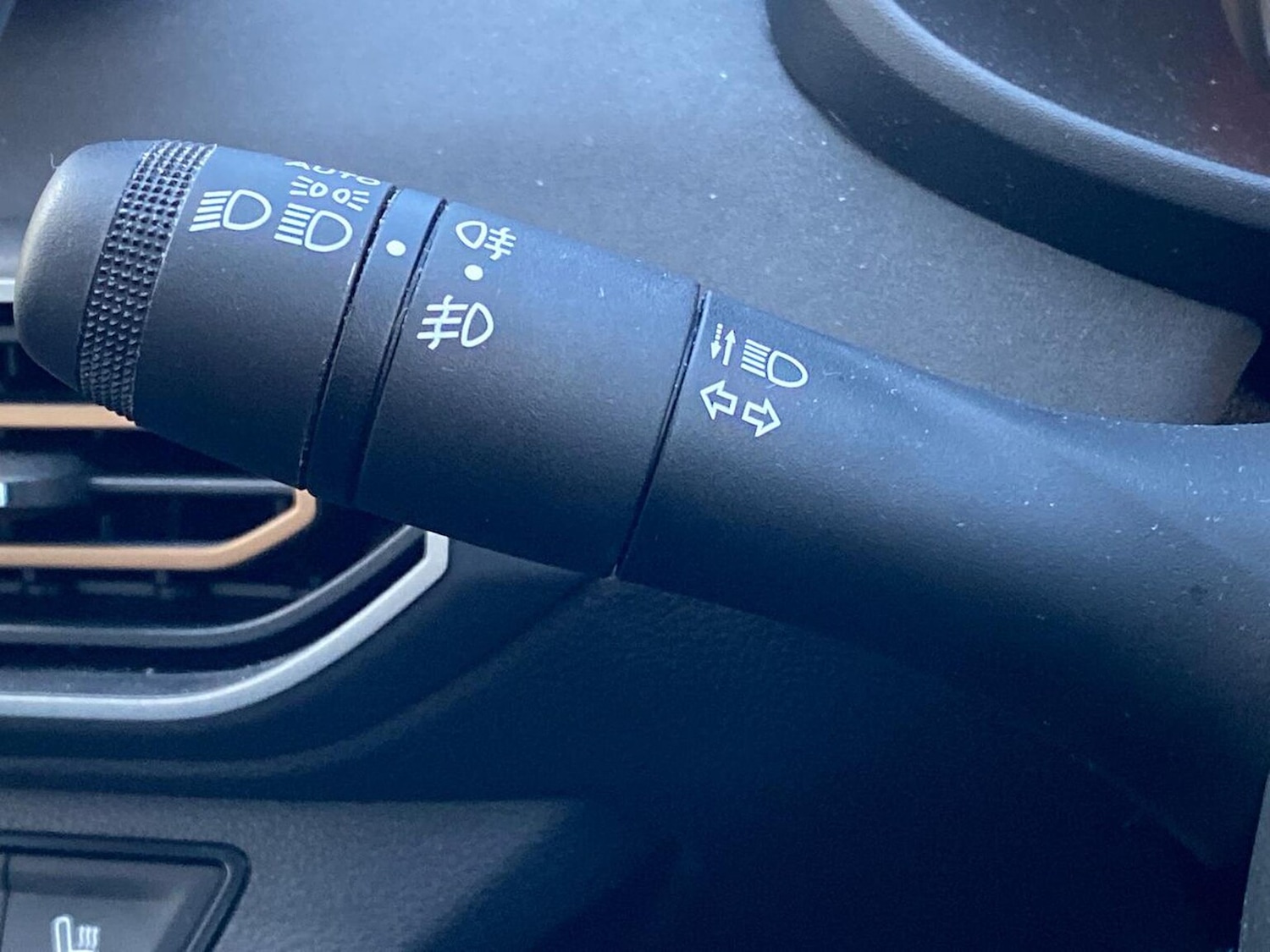 Used Dacia Sandero Stepway 2023 for sale - 76407398: Photo 28