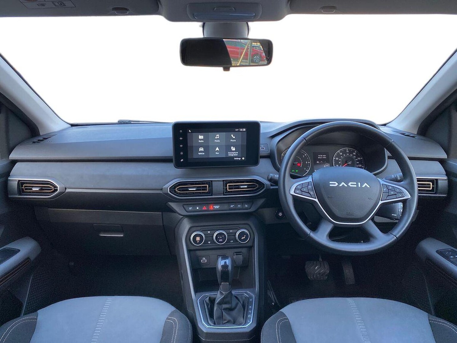 Used Dacia Sandero Stepway 2023 for sale - 76407398: Photo 8