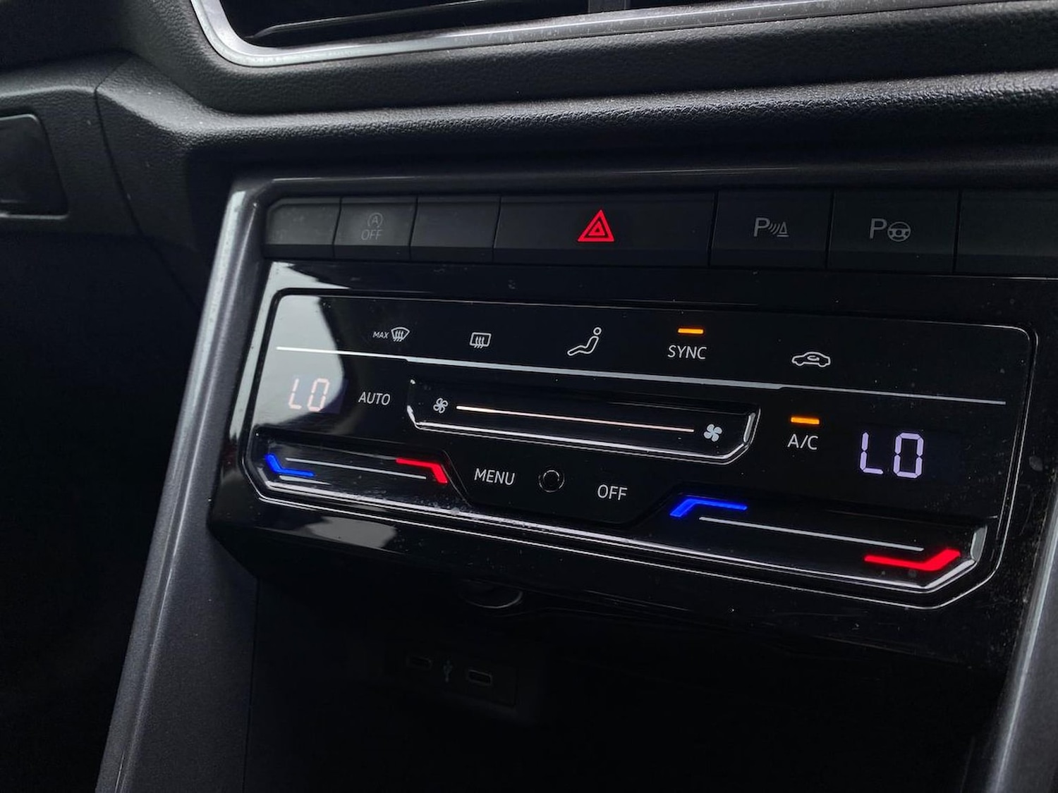 Used Volkswagen T-Roc 2022 for sale - 76198497: Photo 12