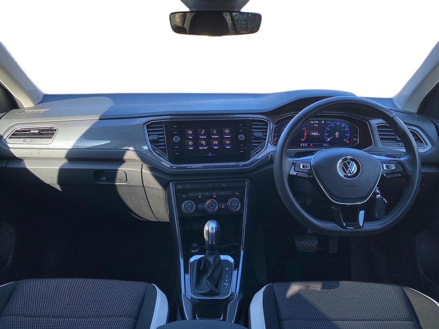 Used Volkswagen T-Roc 2021 for sale - 76383333: Photo 9