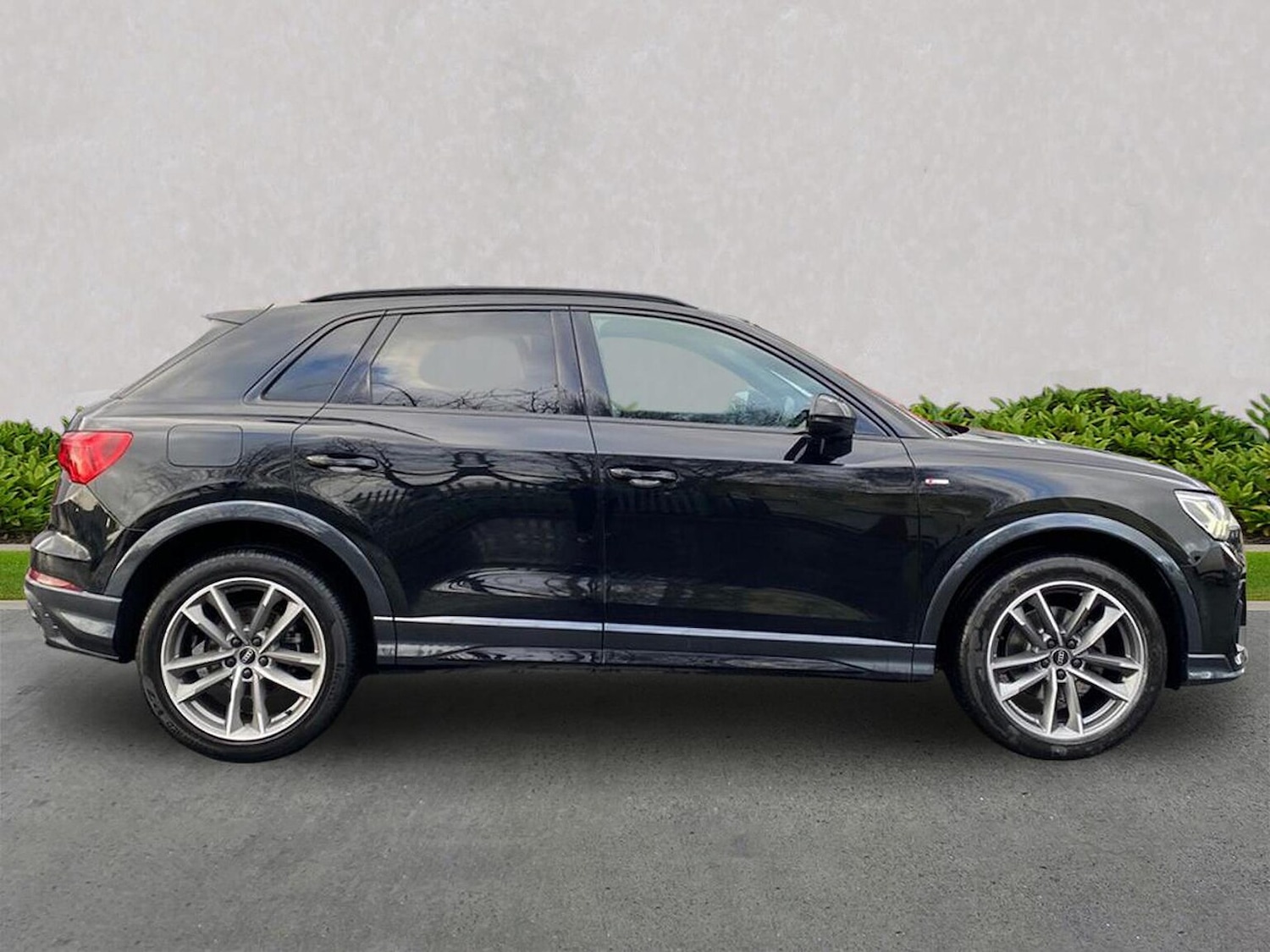 Used Audi Q3 2021 for sale - 76682594: Photo 3
