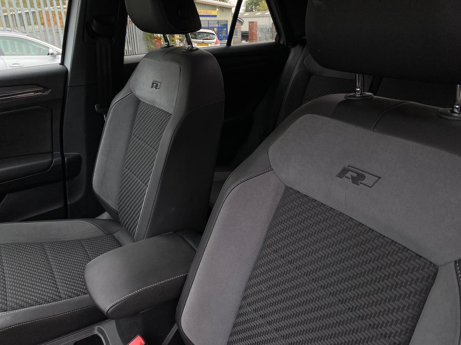 Used Volkswagen T-Roc 2021 for sale - 76281137: Photo 37