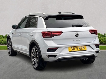 Used Volkswagen T-Roc 2021 for sale - 76281137: Photo