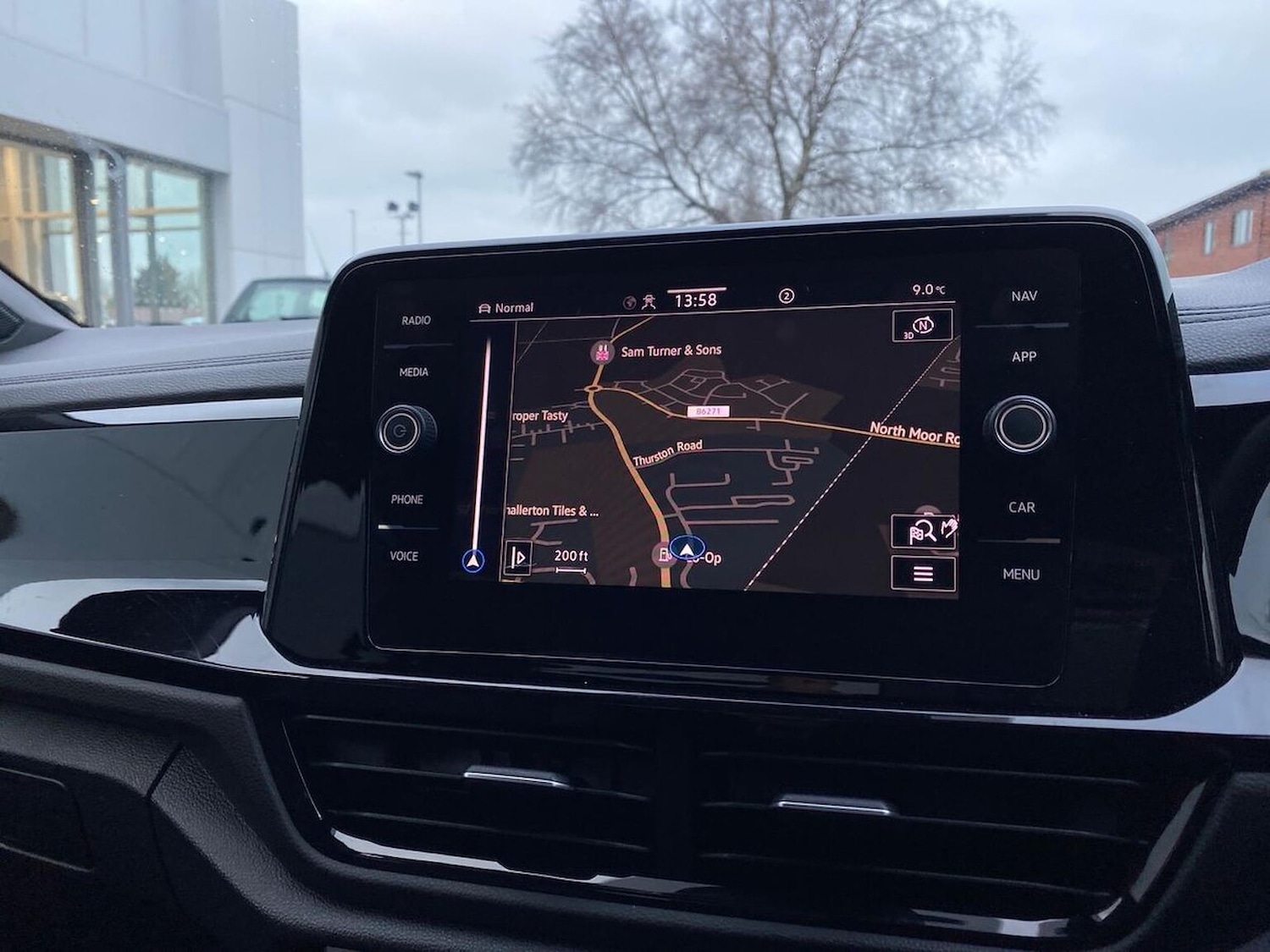 Used Volkswagen T-Roc 2022 for sale - 77024216: Photo 26