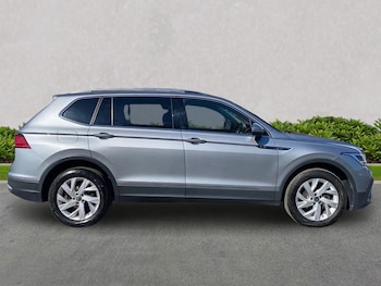 Used Volkswagen Tiguan Allspace 2024 for sale - 78554942: Photo