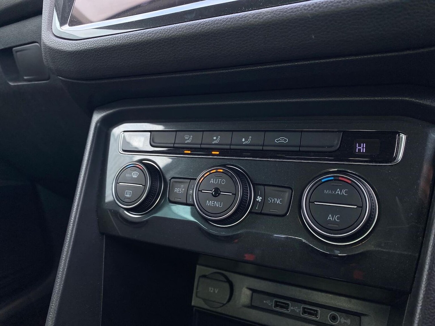 Used Volkswagen Tiguan 2020 for sale - 76628204: Photo 12