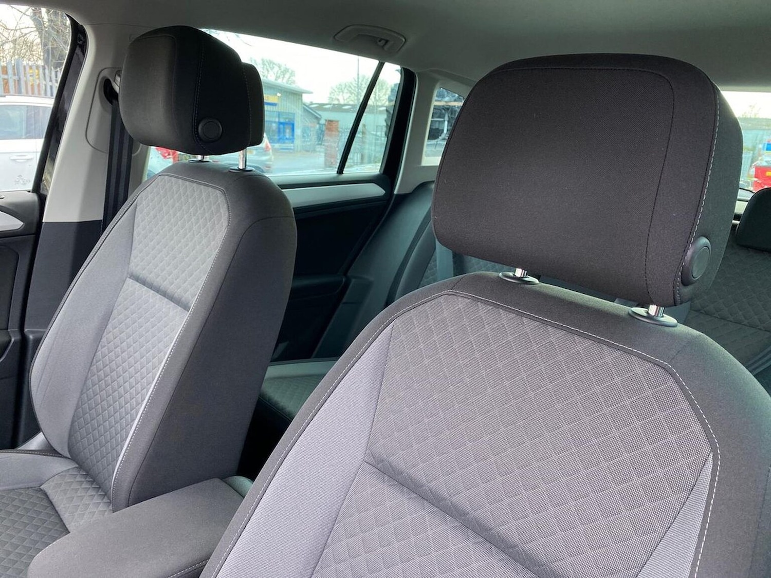 Used Volkswagen Tiguan 2020 for sale - 76628204: Photo 30