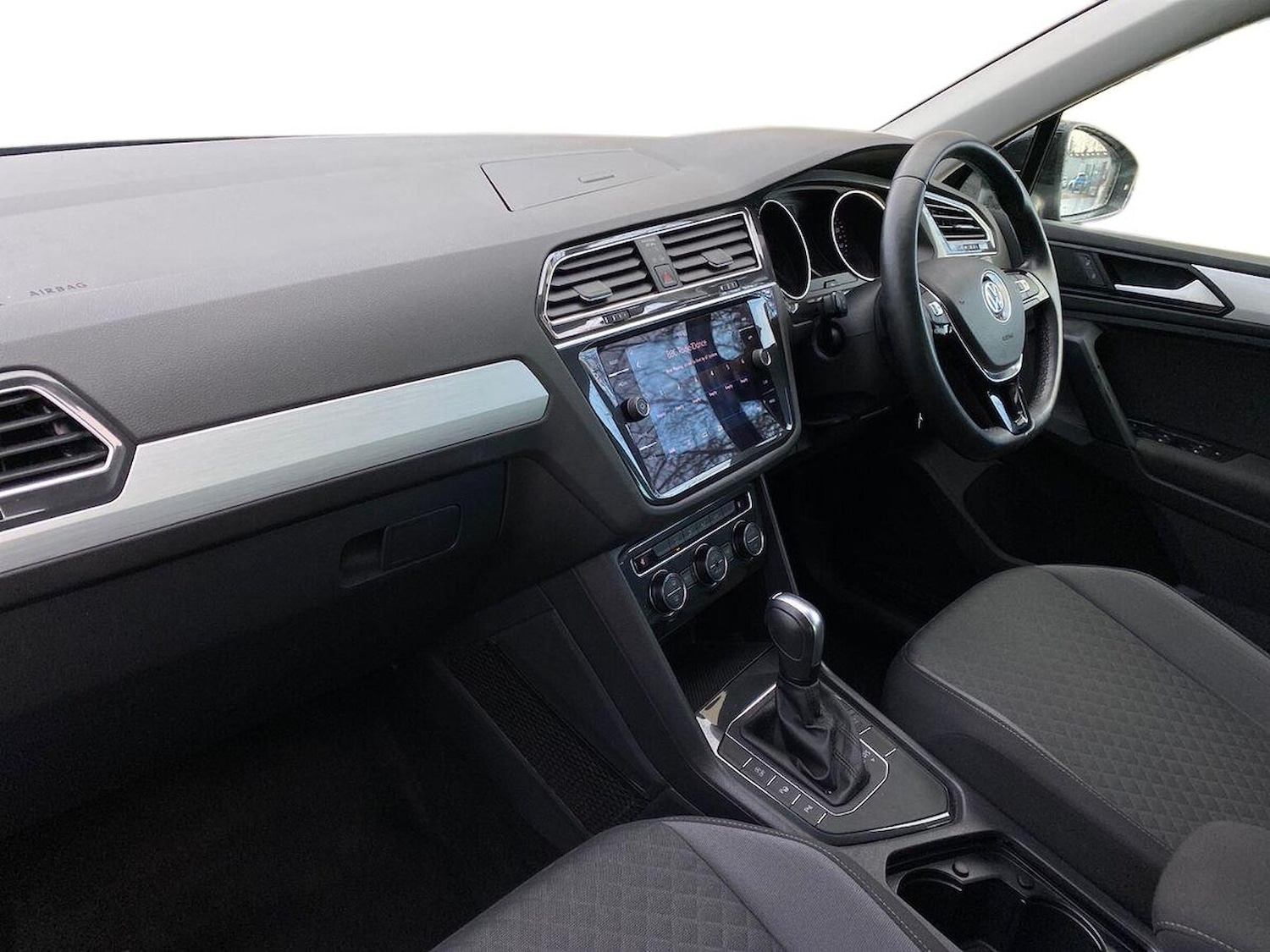 Used Volkswagen Tiguan 2020 for sale - 76628204: Photo 7