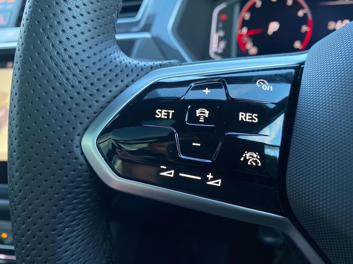 Used Volkswagen Tiguan Allspace 2024 for sale - 76663008: Photo 28