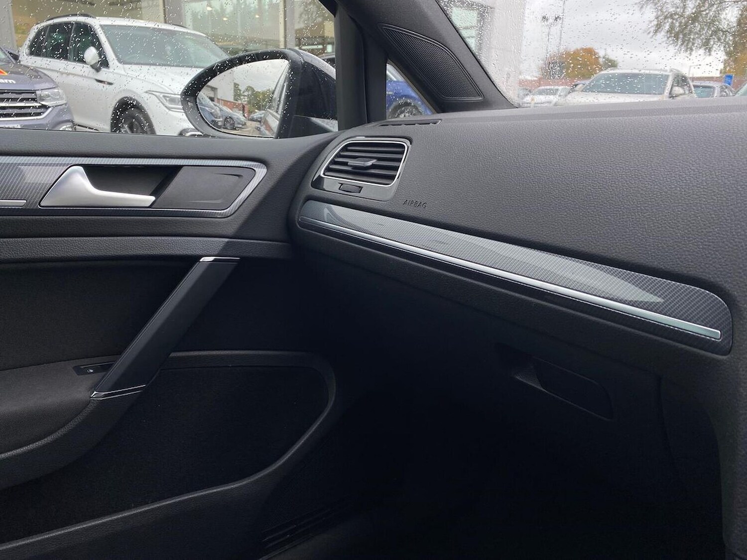 Used Volkswagen Golf 2020 for sale - 76357997: Photo 26