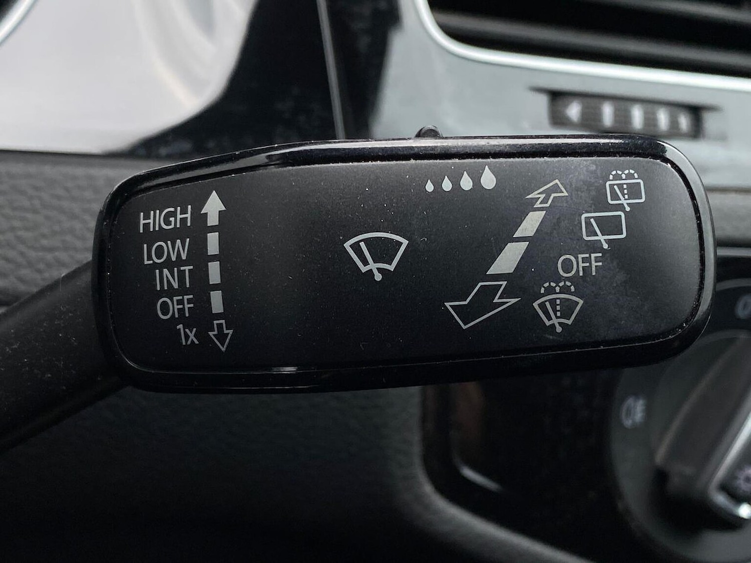 Used Volkswagen Golf 2020 for sale - 76357997: Photo 29