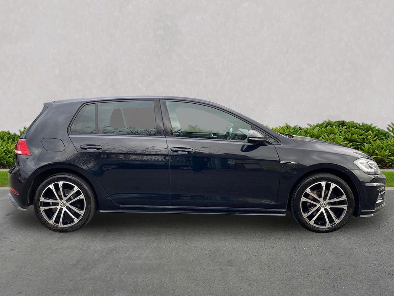 Used Volkswagen Golf 2020 for sale - 76357997: Photo 4