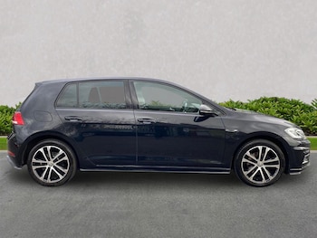 Used Volkswagen Golf 2020 for sale - 76357997: Photo