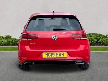 Used Volkswagen Golf 2019 for sale - 78894471: Photo