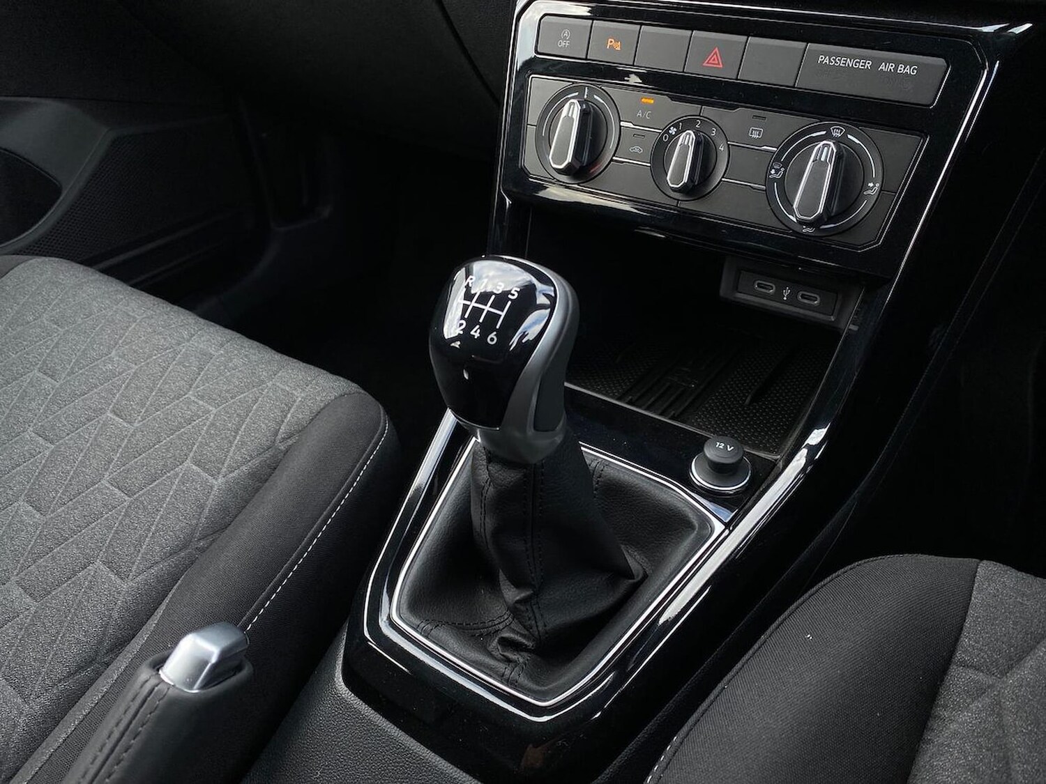 Used Volkswagen T-Cross 2025 for sale - 76142992: Photo 13