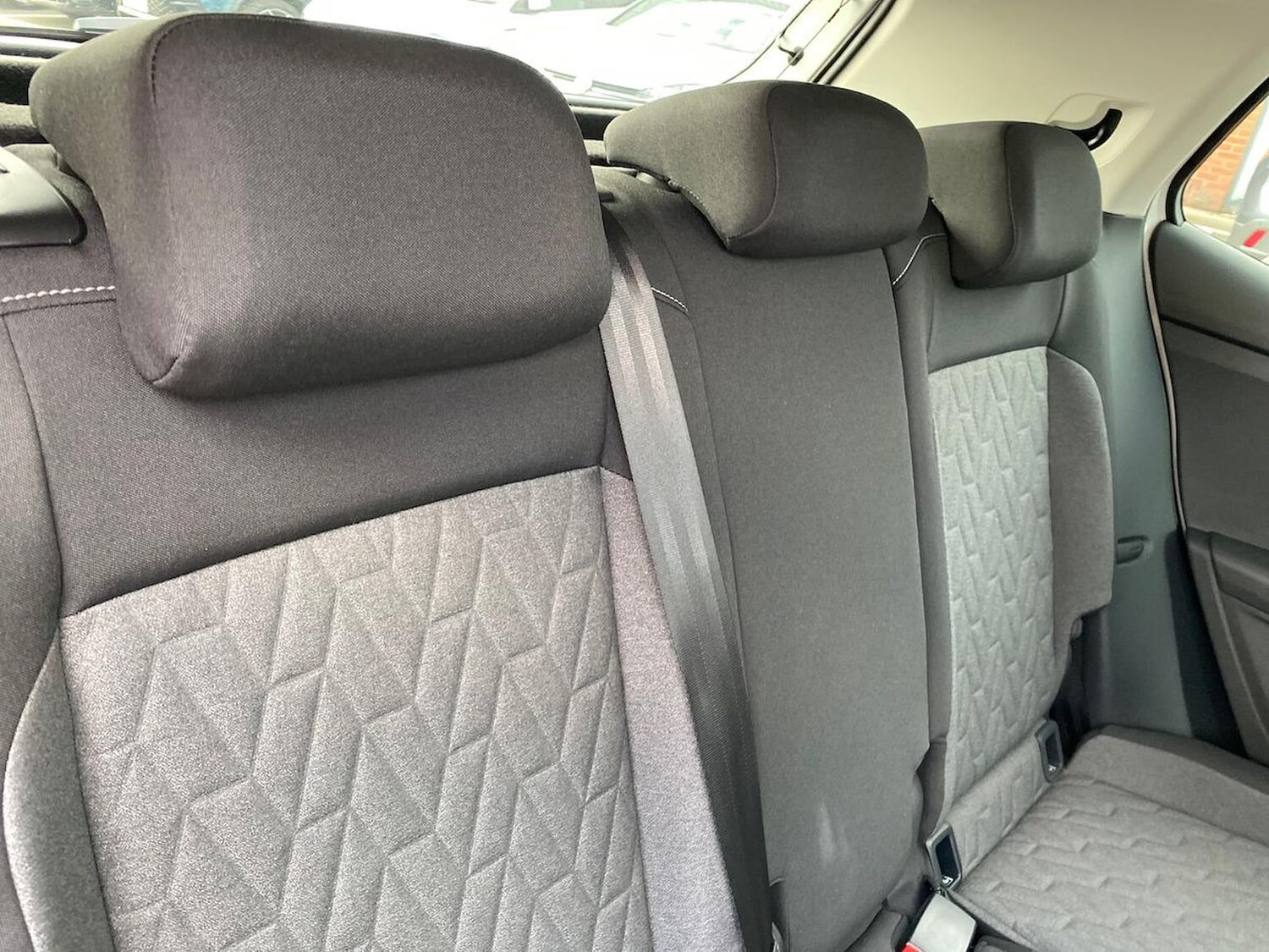 Used Volkswagen T-Cross 2025 for sale - 76142992: Photo 16