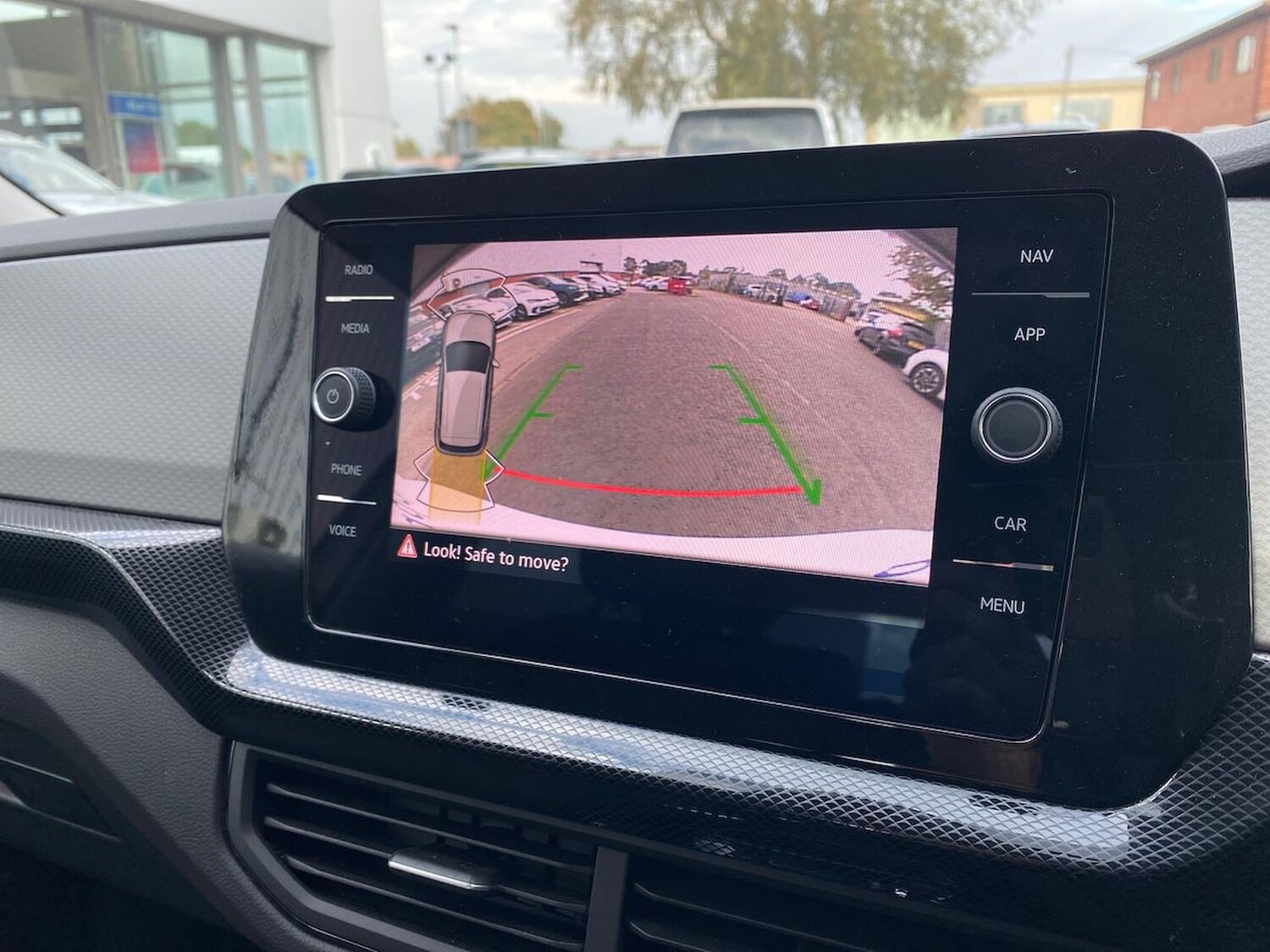 Used Volkswagen T-Cross 2025 for sale - 76142992: Photo 23