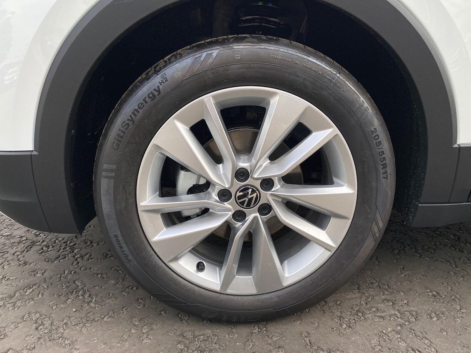 Used Volkswagen T-Cross 2025 for sale - 76142992: Photo 6