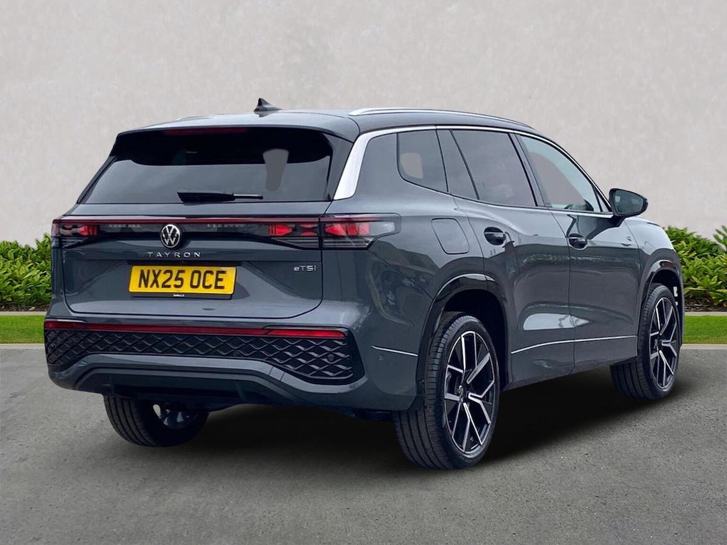 Used Volkswagen Touran 2025 for sale - 78176518: Photo 18